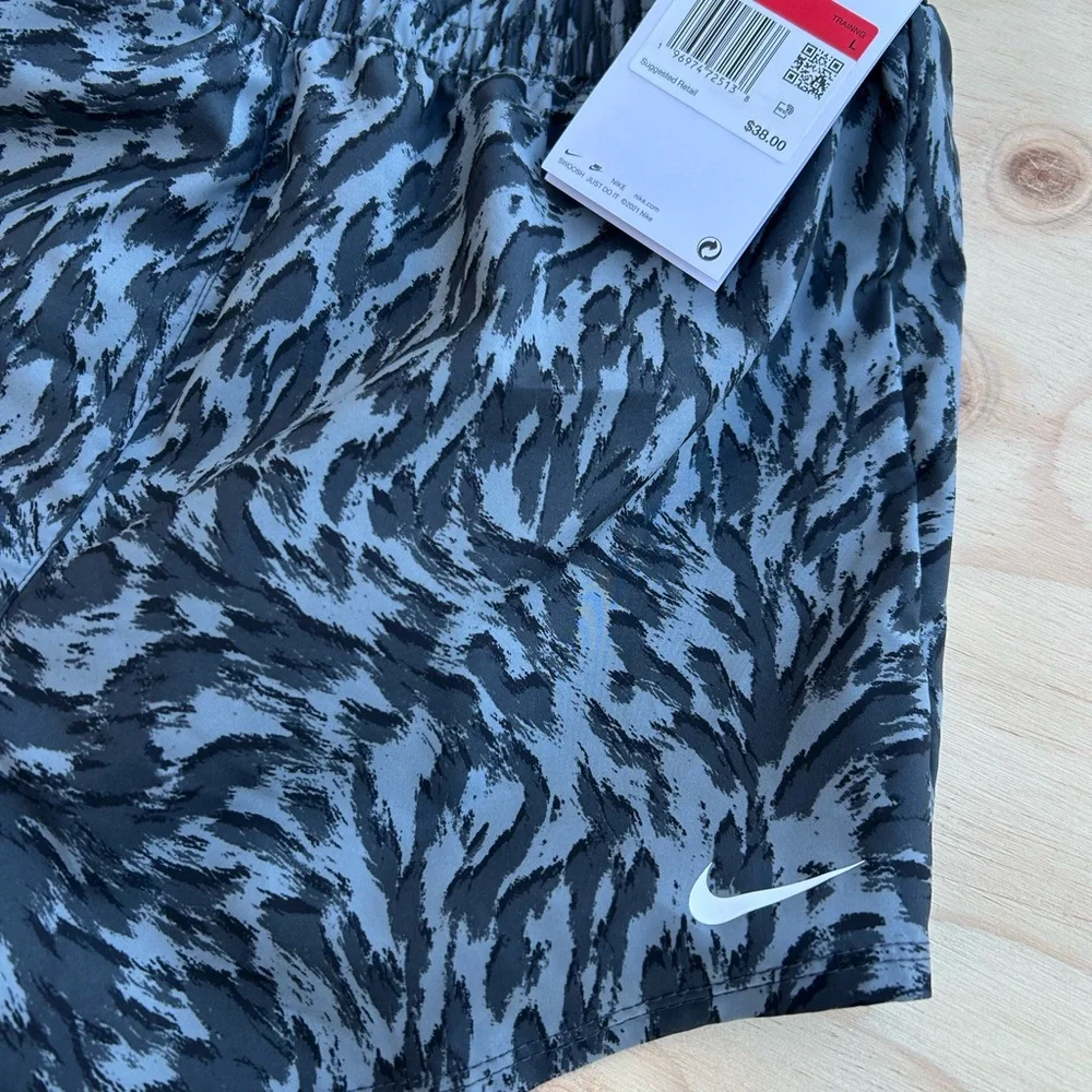 Nike Men's Black and Gray Swim Shorts